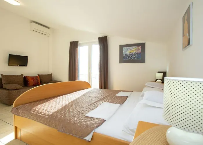 In By Interhome Apartamento